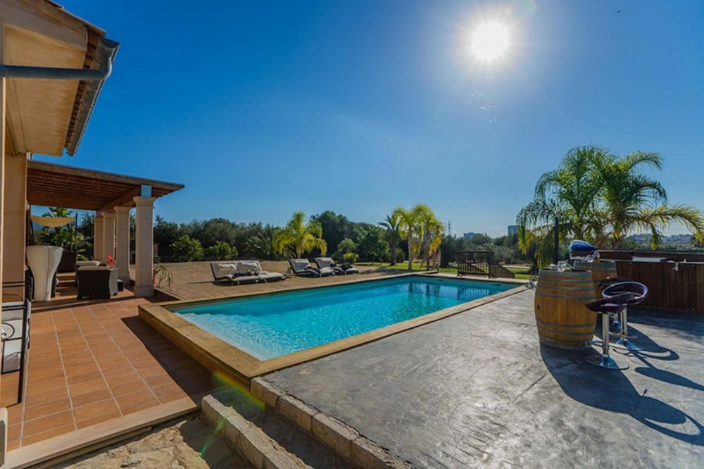 Villa De Les Oliveres *